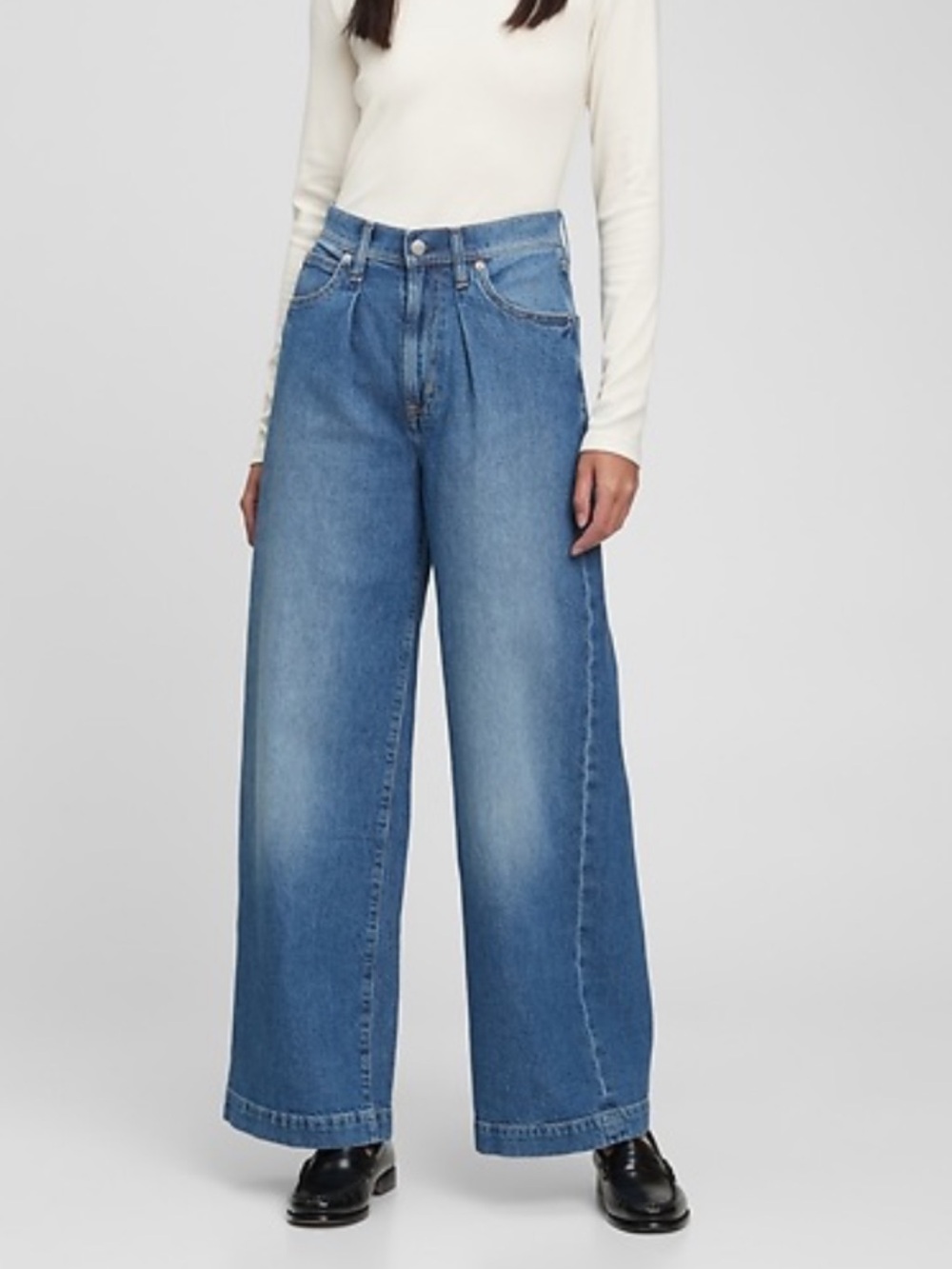 EUC GAP High Rise Pleated Wide-Leg Trouser with Washwell Size 29/8 Short